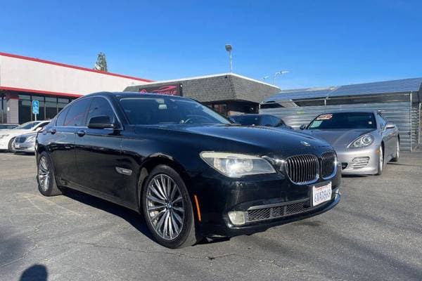 2012 BMW 7 Series 740i