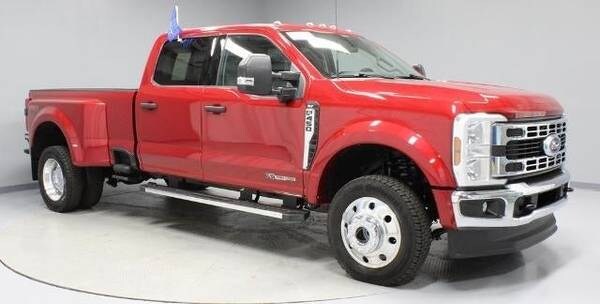 Ford F-450 Super Duty with VIN: 1FT8W4DT0REF51171