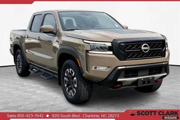 2023 Nissan Frontier PRO-4X Crew Cab