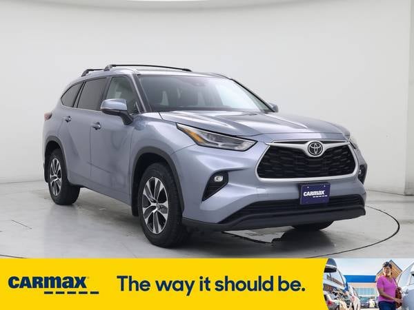 Toyota Highlander with VIN: 5TDKDRBH2RS539914