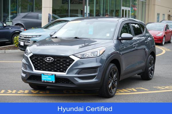 Hyundai Tucson with VIN: KM8J2CA42KU032439