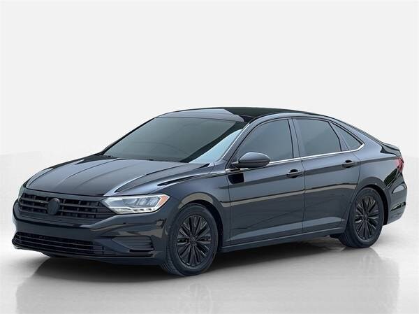 Volkswagen Jetta with VIN: 3VWC57BUXKM136687