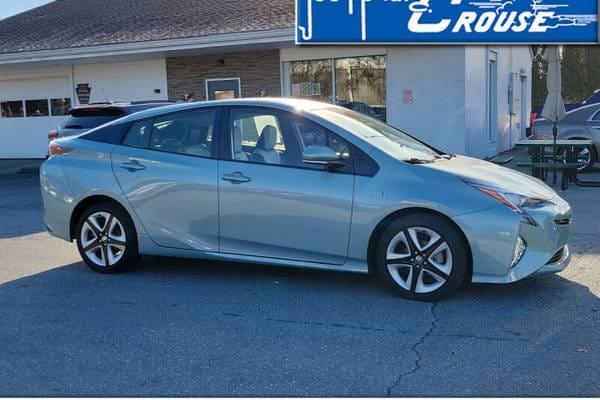 2016 Toyota Prius Four Touring Hybrid Hatchback