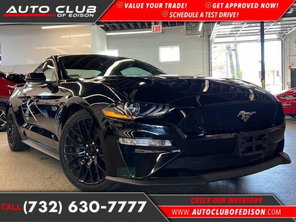 Ford Mustang with VIN: 1FA6P8CF7N5111651