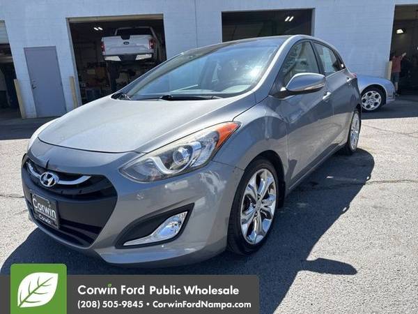 Hyundai Elantra GT with VIN: KMHD35LH6FU246328