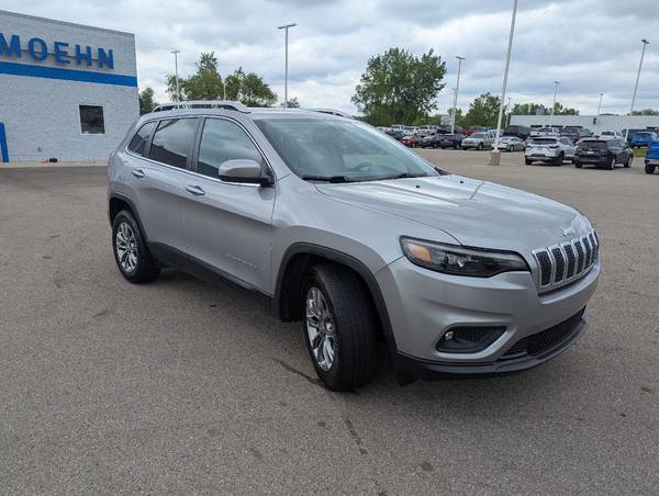 Jeep Cherokee with VIN: 1C4PJLLX0KD173552