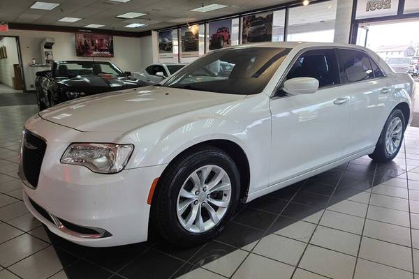 2015 Chrysler 300 Limited