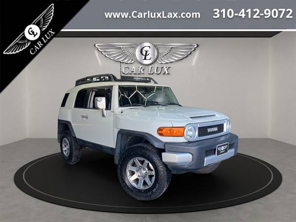 Toyota FJ Cruiser with VIN: JTEBU4BF8EK201593