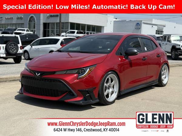 Toyota Corolla Hatchback with VIN: JTND4MBE3M3109879