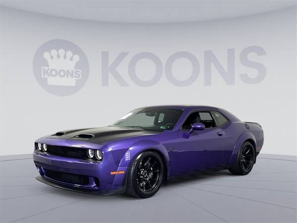 Dodge Challenger with VIN: 2C3CDZC99PH601238