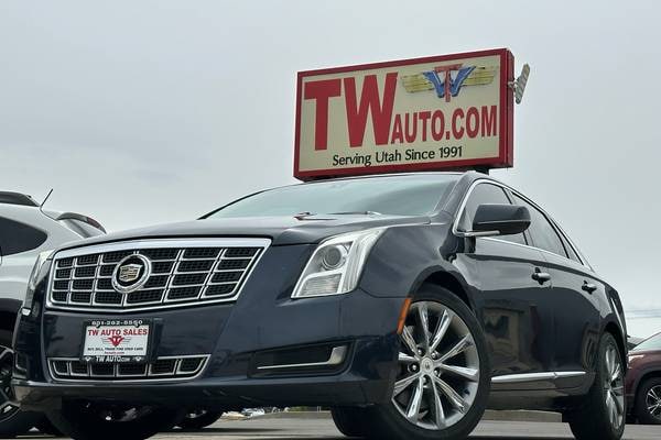 2013 Cadillac XTS Base