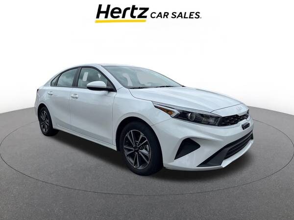 Kia Forte with VIN: 3KPF24AD1RE803482