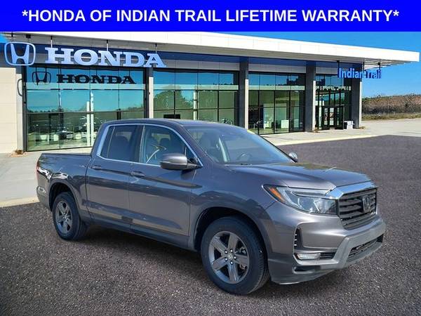 Honda Ridgeline with VIN: 5FPYK3F50PB008717