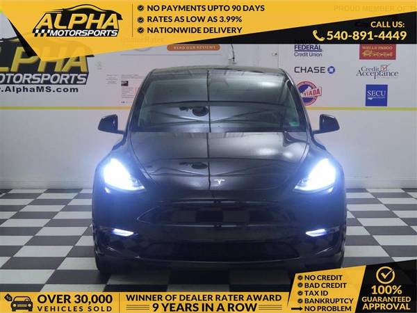 Tesla Model Y with VIN: 5YJYGDEE4LF044437