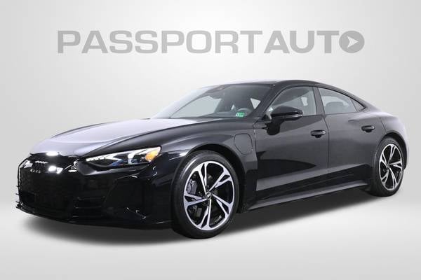 Audi e-tron GT with VIN: WAUCJBFW6N7001585