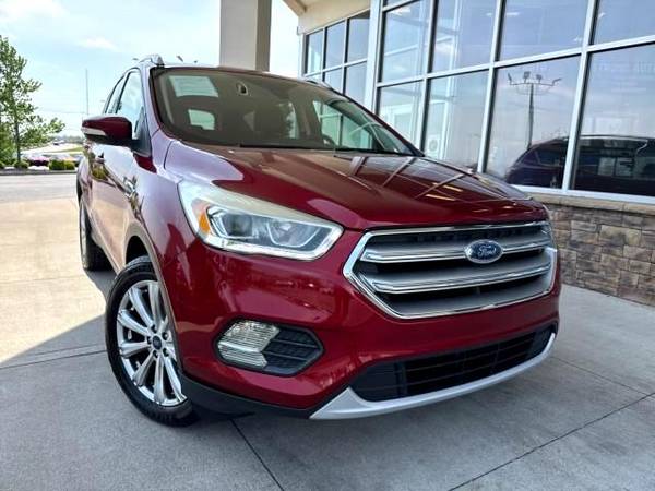 Ford Escape with VIN: 1FMCU0JD2HUE68749