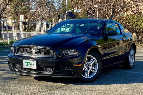 2014 Ford Mustang V6 Coupe