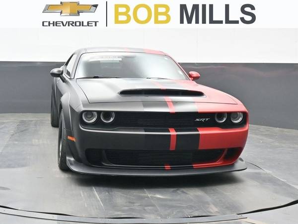 Dodge Challenger with VIN: 2C3CDZH9XJH103064
