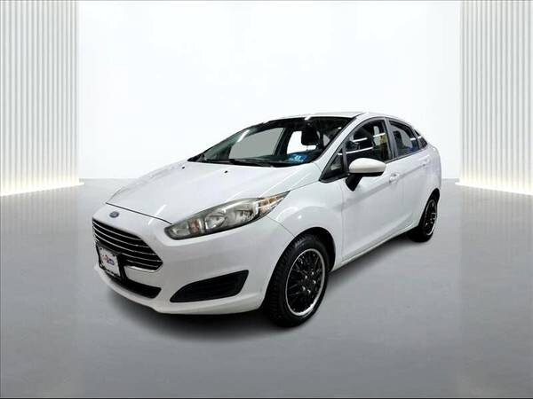 Ford Fiesta with VIN: 3FADP4AJ2GM148076