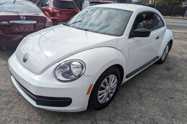 2012 Volkswagen Beetle 2.5L PZEV Hatchback