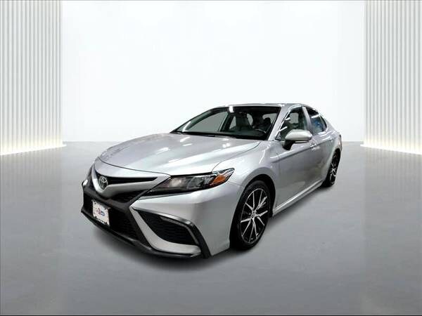 Toyota Camry with VIN: 4T1G11BKXNU072044