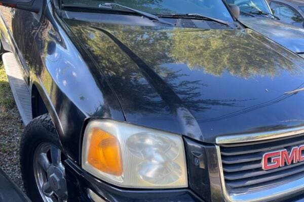 2004 GMC Envoy XUV SLT