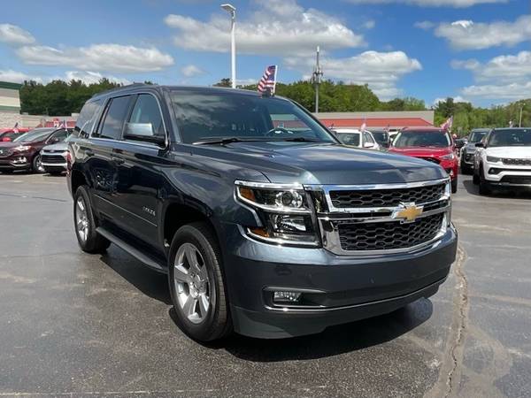 Chevrolet Tahoe with VIN: 1GNSKBKC2LR196066