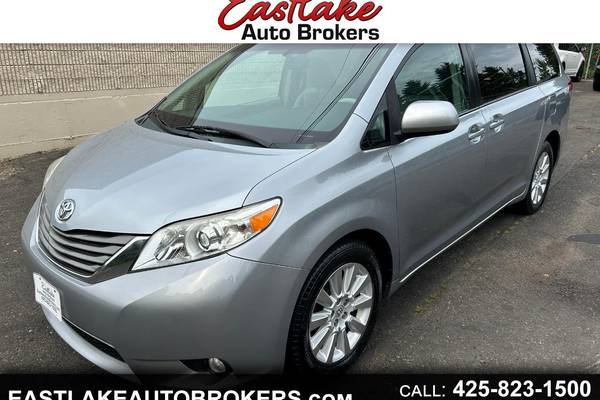 2014 Toyota Sienna XLE 7-Passenger