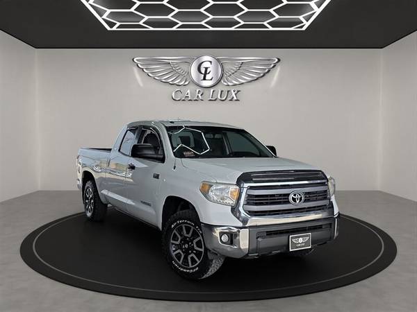 Toyota Tundra with VIN: 5TFUY5F1XFX427063