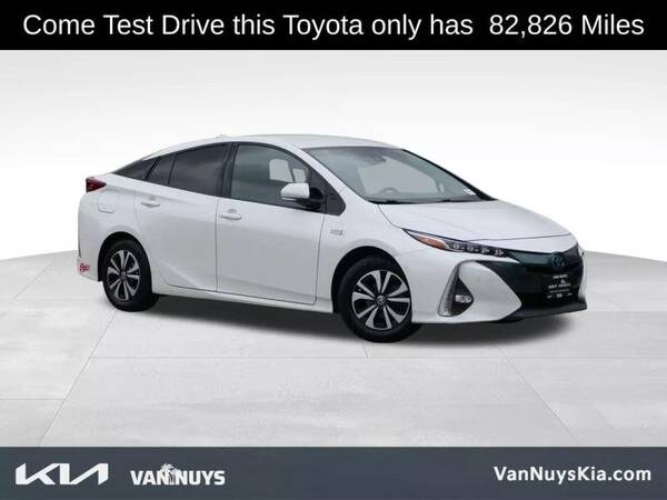 Toyota Prius Prime with VIN: JTDKARFP6H3005471