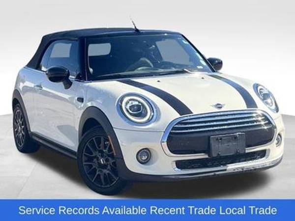 MINI Convertible with VIN: WMWWJ3C07M3N23991