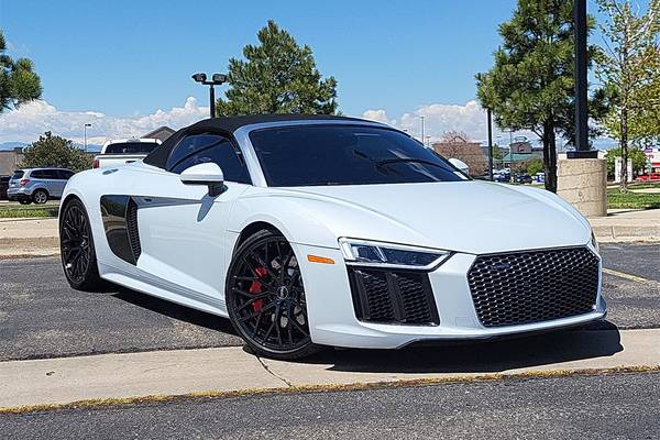 2017 Audi R8 V10 quattro Spyder Convertible