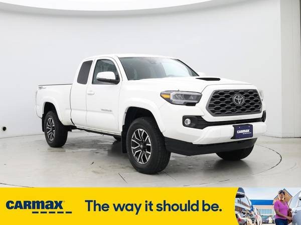 Toyota Tacoma with VIN: 3TYRZ5CN5NT023638