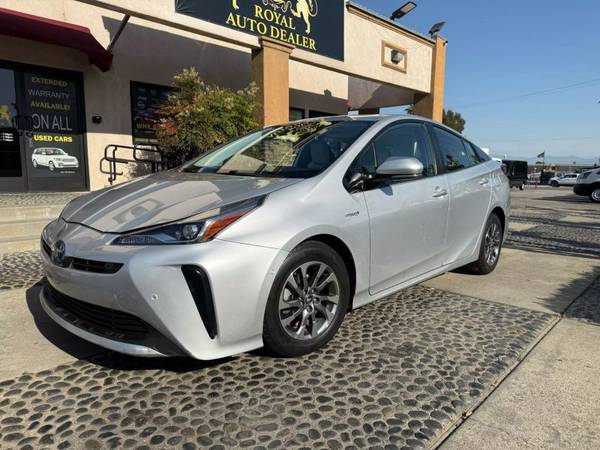 Toyota Prius with VIN: JTDKARFU9K3101169
