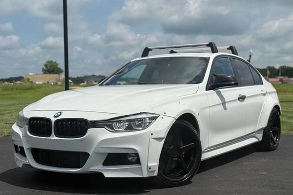 BMW 3 Series with VIN: WBA8B3G57GNT91738