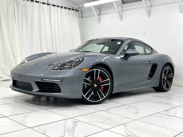Porsche 718 Cayman with VIN: WP0AB2A88SK261060