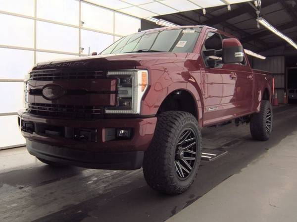 Ford F-250 Super Duty with VIN: 1FT7W2BT1KEE21361