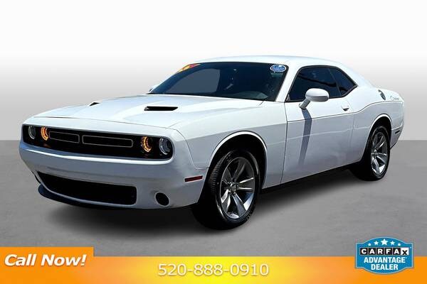 Dodge Challenger with VIN: 2C3CDZAGXFH711666