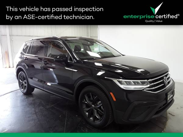 Volkswagen Tiguan with VIN: 3VV3B7AX5RM045104