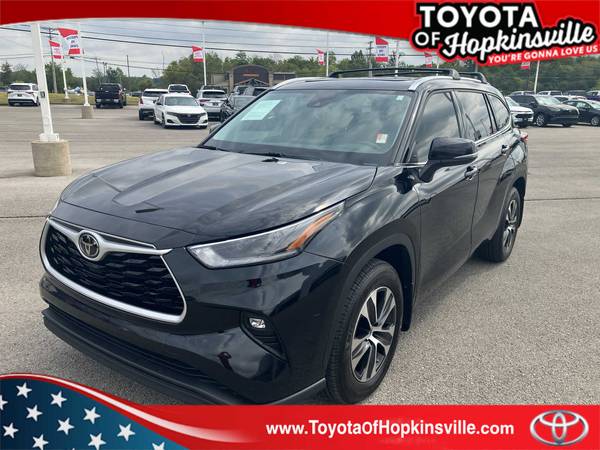 Toyota Highlander with VIN: 5TDGZRBH6MS099096