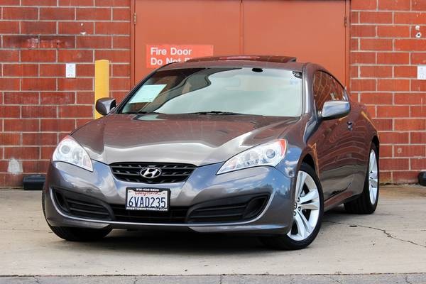 2012 Hyundai Genesis Coupe 2.0T Premium