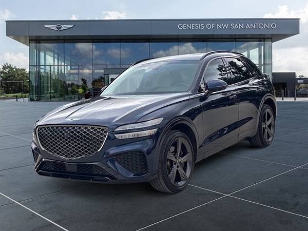 Genesis GV70 with VIN: KMUMCDTC1NU042437