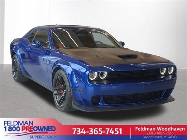Dodge Challenger with VIN: 2C3CDZFJ0LH182549