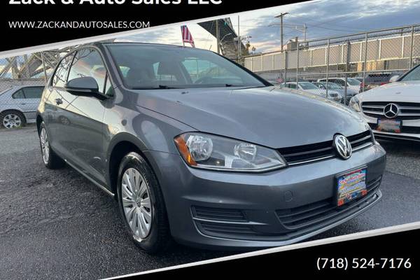 2015 Volkswagen Golf TSI S Hatchback