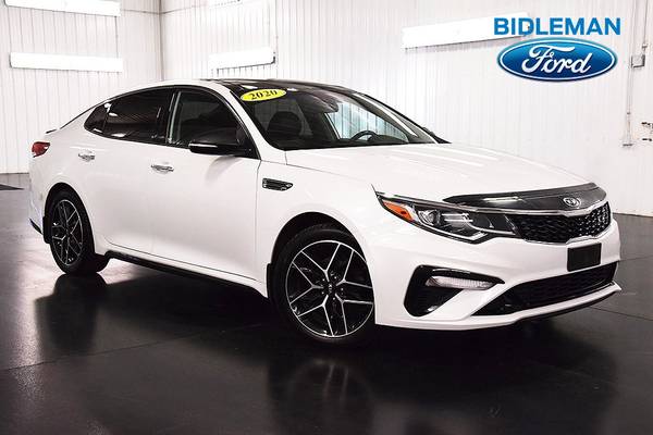 Kia Optima with VIN: 5XXGT4L37LG444790