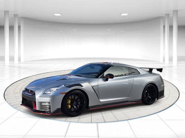 Nissan GT-R with VIN: JN1AR5DF1PM200154