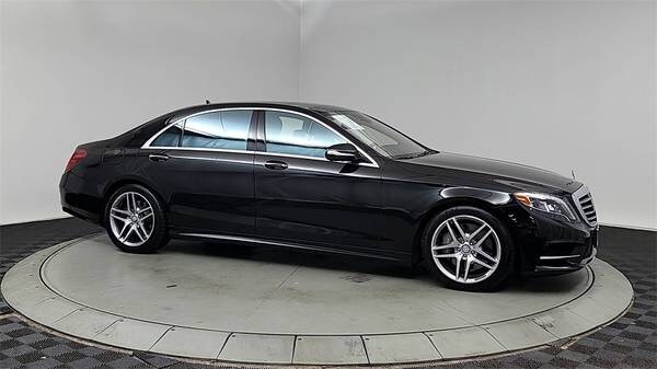 Mercedes-Benz S-Class with VIN: WDDUG8FB0EA039828