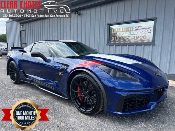 Chevrolet Corvette with VIN: 1G1Y12D7XH5105512