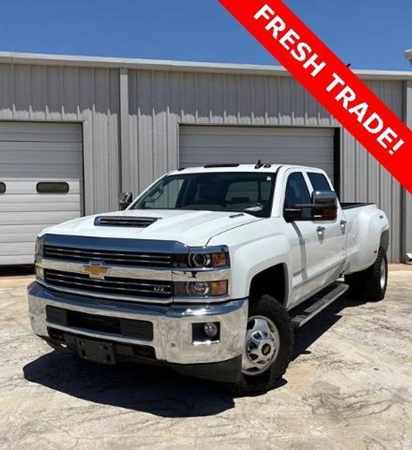 Chevrolet Silverado 3500HD with VIN: 1GC4K0EY3JF154954