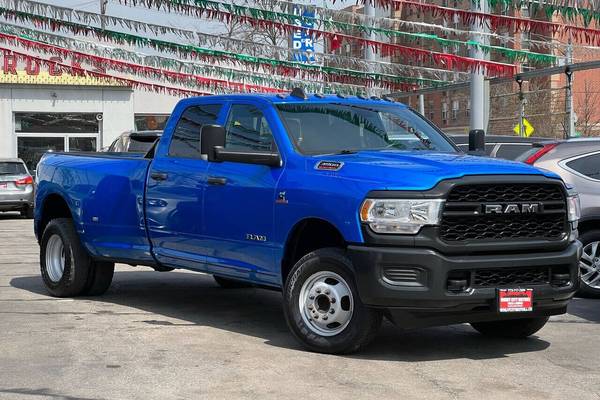 2022 Ram 3500 Tradesman Diesel Crew Cab